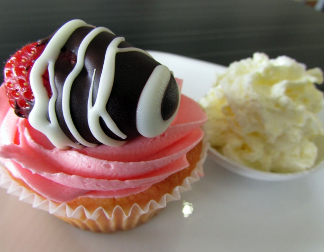 Cake and cream on plate