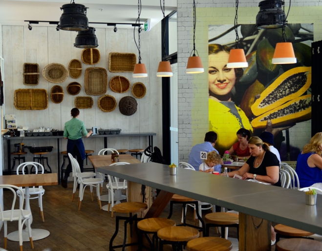 Buzz Bistro, Gasworks inside with large mural 