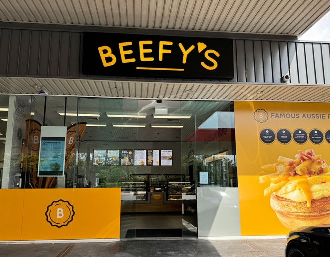 Exterior of Beefy's Pies Cannon Hill