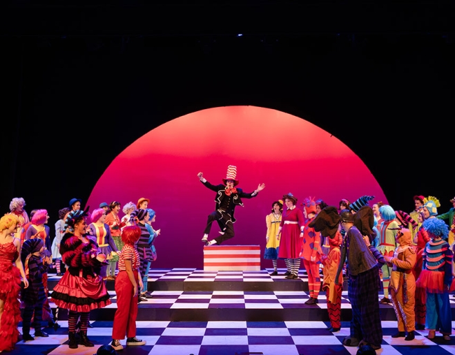 cast on stage