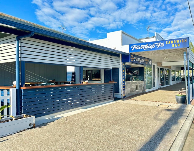 Frankie's on 4th Sandgate