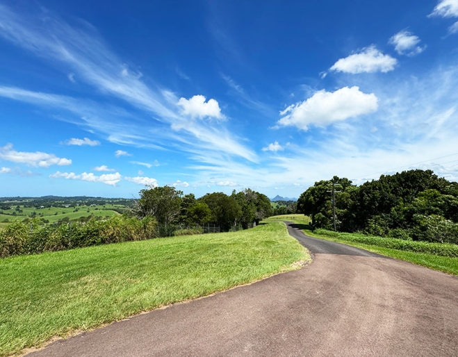 Howells Knob Lookout, Reesville, Sunshine Coast Hinterland, Maleny, Queensland, Glass House Mountains views, 360 degree vistas