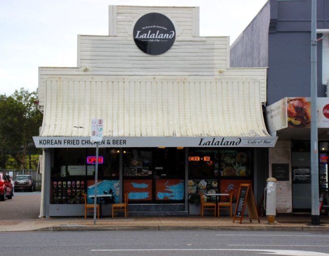 Lalaland Korean Cafe 