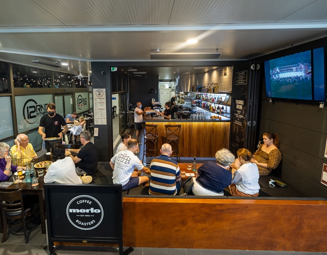 Customers dining at Smokin' Joe's Pizza Bar Ashgrove