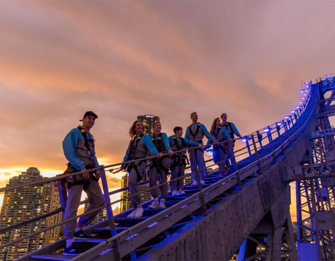 Story Bridge Adventure Twilight Climb 