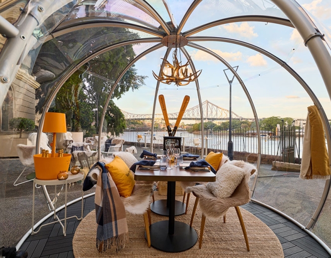 Veuve Pop Up Igloo