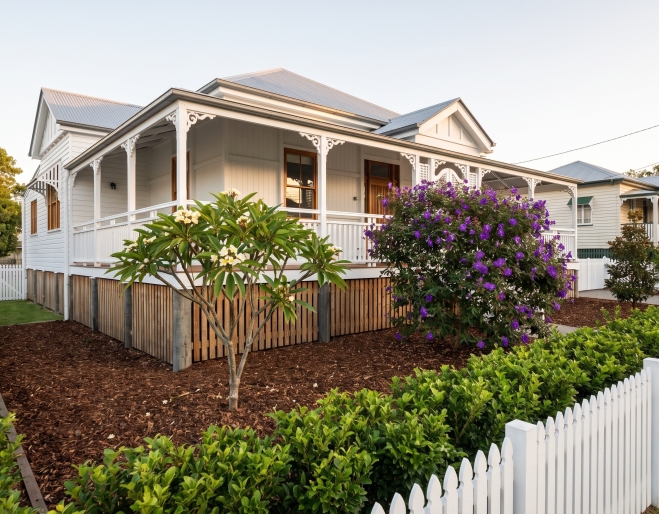 house with a garden - nursery near me 