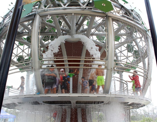 Flagstone Water Play Park