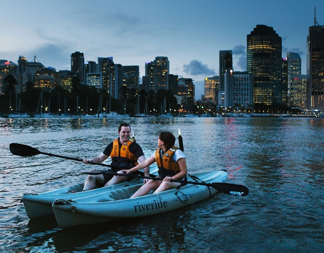 Night kayak on Brisbane River