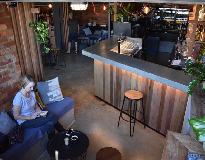 Quincy's Bar and Café Grange