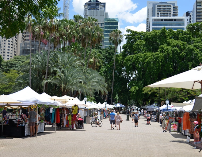 Stalls at Riverside in the Gardens market