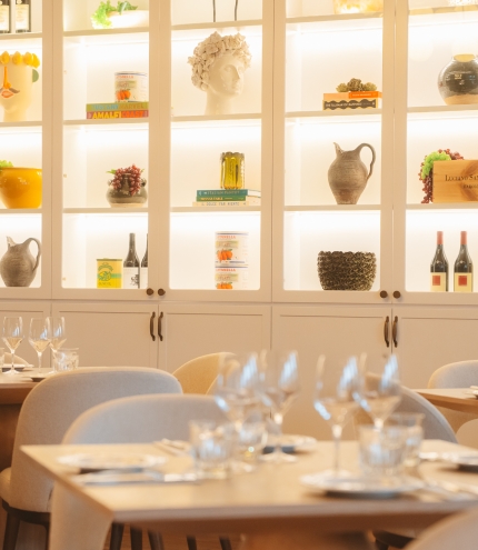 Interior of restaurant 