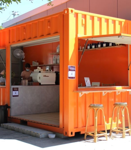 Apricot Coffee, Wavell Heights