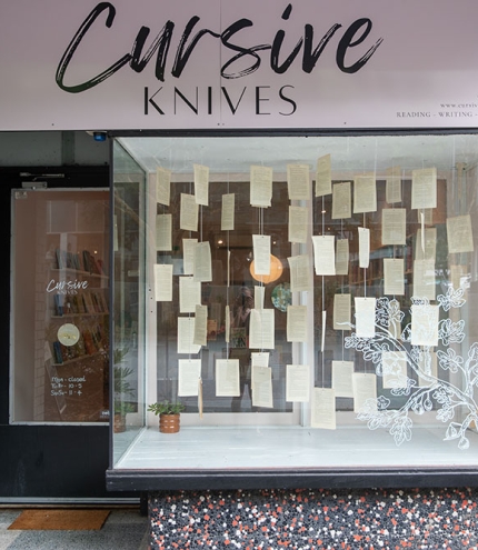 Exterior for Cursive Knives