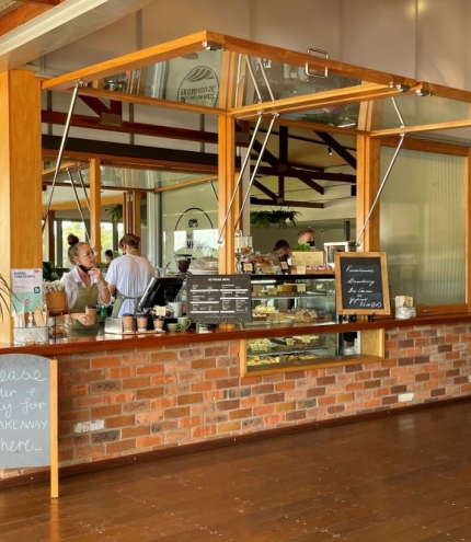 Counter inside Farmhouse Restaurant & Coffee Shop, Wellington Point 