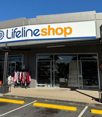 Lifeline Shop Keperra, Brisbane, Queensland, thrifting, preloved clothes & furniture, ops shopping