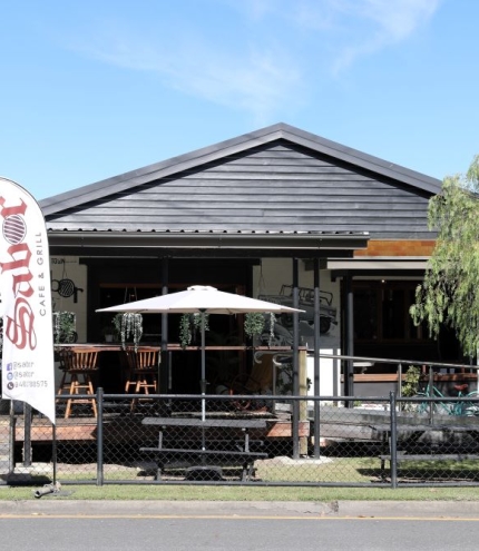 Sabor Cafe & Grill 