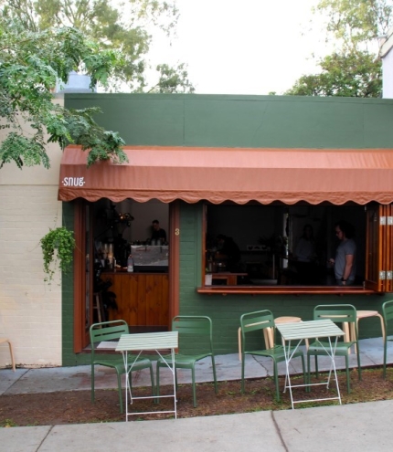 Facade of Snug, Coorparoo