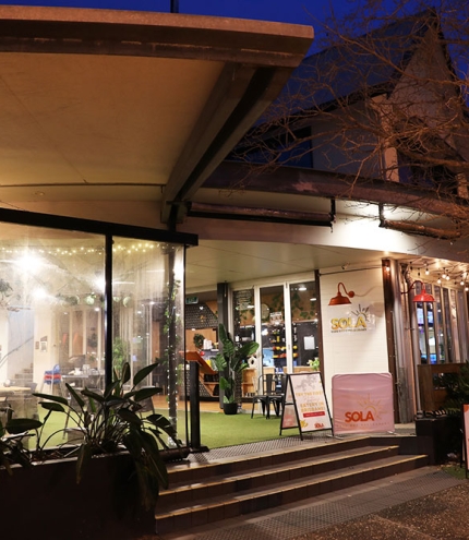 Exterior of Sola Cafe Bar Restaurant Paddington