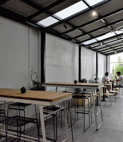 Interior of Method to the Madness Kenmore