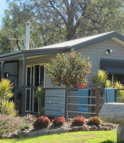 Mulanah Gardens cottage and garden