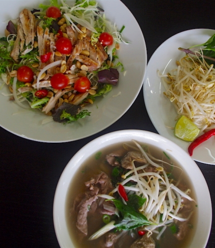Vietnamese Pho Ever Banyo