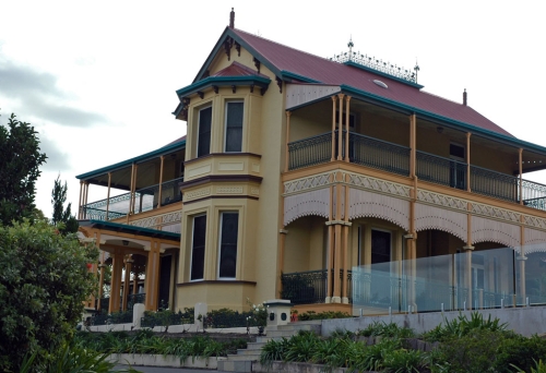Boothville house facade on Seventh Ave in Windsor Brisbane.