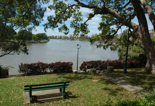 Bench overlooking Brisbane River from Kayes Rocks Park in Toowong
