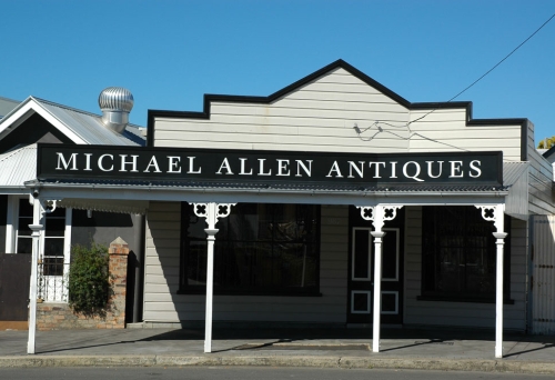 Cottage front of Michael Allen Antiques in East Brisbane