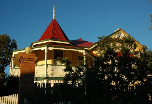 Orana House building and tower on Gladstone Rd in Highgate Hill