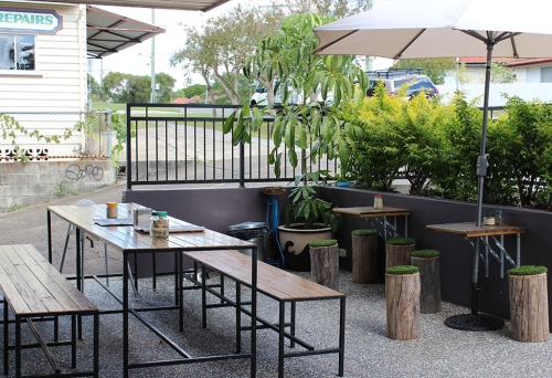Outside seating at The Eva St Privateer, Coorparoo