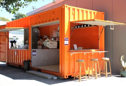 Apricot Coffee, Wavell Heights