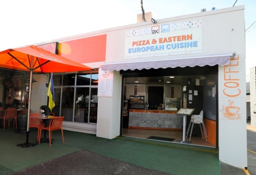 Exterior entrance of BK Pizzeria & Cafe, West End 