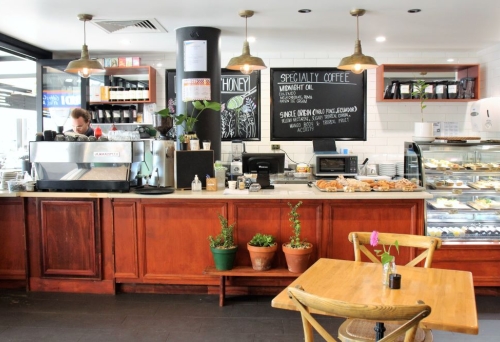 Clove N' Honey Cafe, Stones Corner 