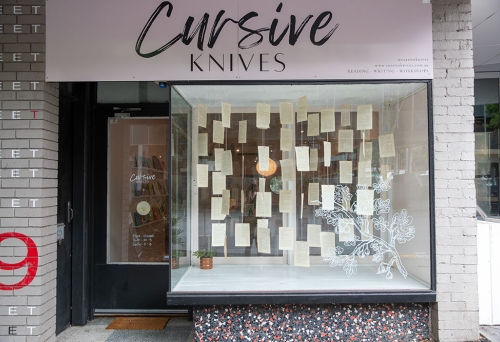 Exterior for Cursive Knives