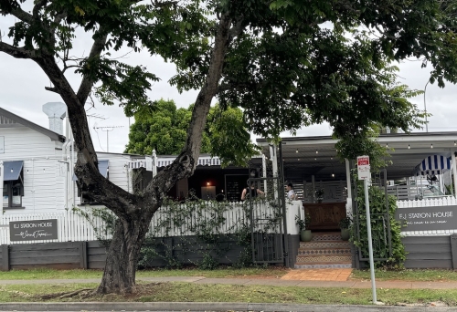 EJ Station House Clayfield
