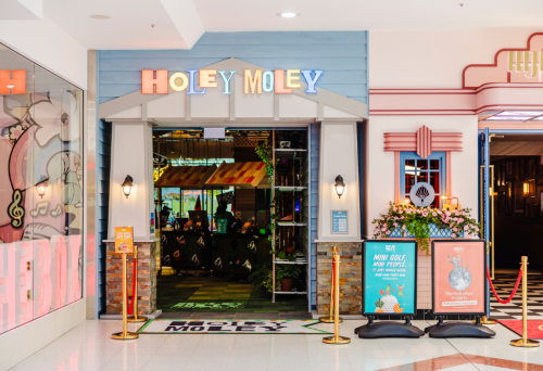Entry to Holey Moley Golf Club at Westfield Mt Gravatt
