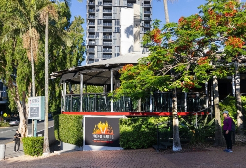 Exterior of Hono Grill Milton