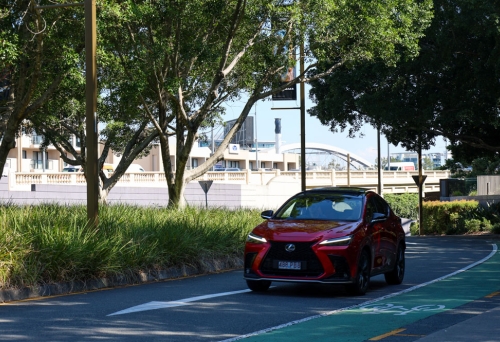 Exploring QAGOMA With Lexus