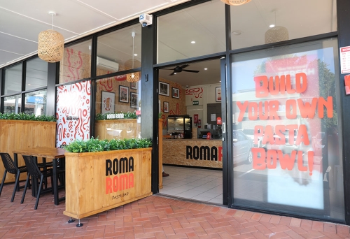 Exterior of Roma Roma 