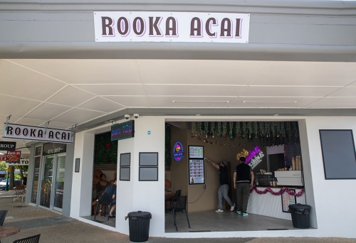 Outside of Rooka Açai