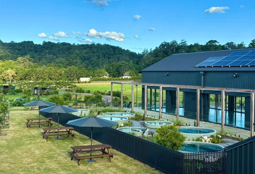Farmhouse and pools Sixty6 Acres