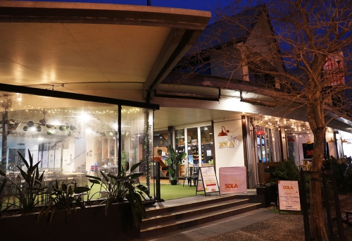Exterior of Sola Cafe Bar Restaurant Paddington