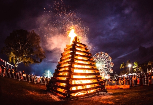 Bonfire at Sandstone Point Hotel