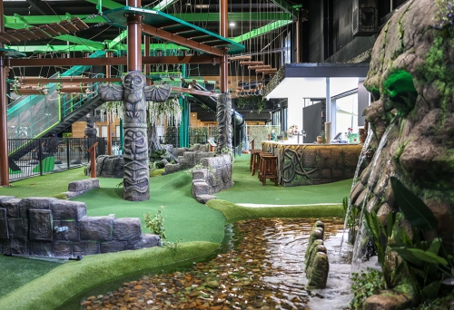 Tiki Bar at The Jungle Adventure Play