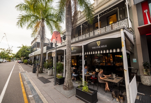 Logan Rd Woolloongabba