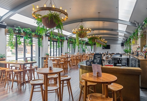 Pig'N'Whistle, Indooroopilly
