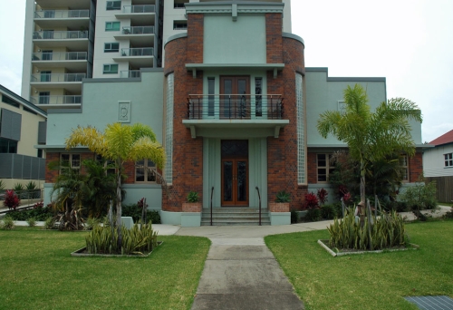 Redcliffe Town Council Chambers (former) and garden
