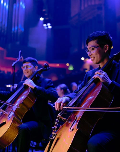 Cello players