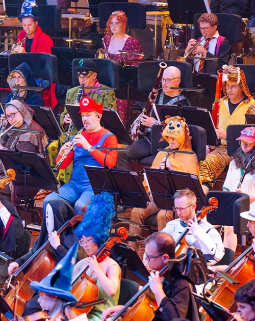 QSO dress up characters